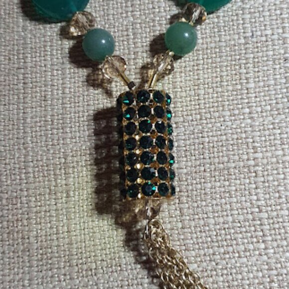 Unidentified Beautiful Glass ,Emerald and acrylic beaded Necklace - Picture 2 of 5